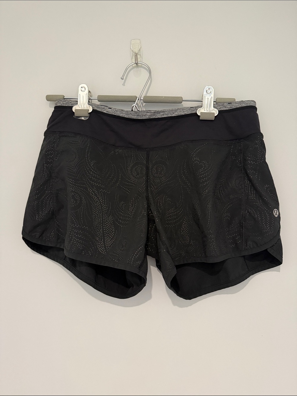 lululemon athletica Run Speed Shoet size 6